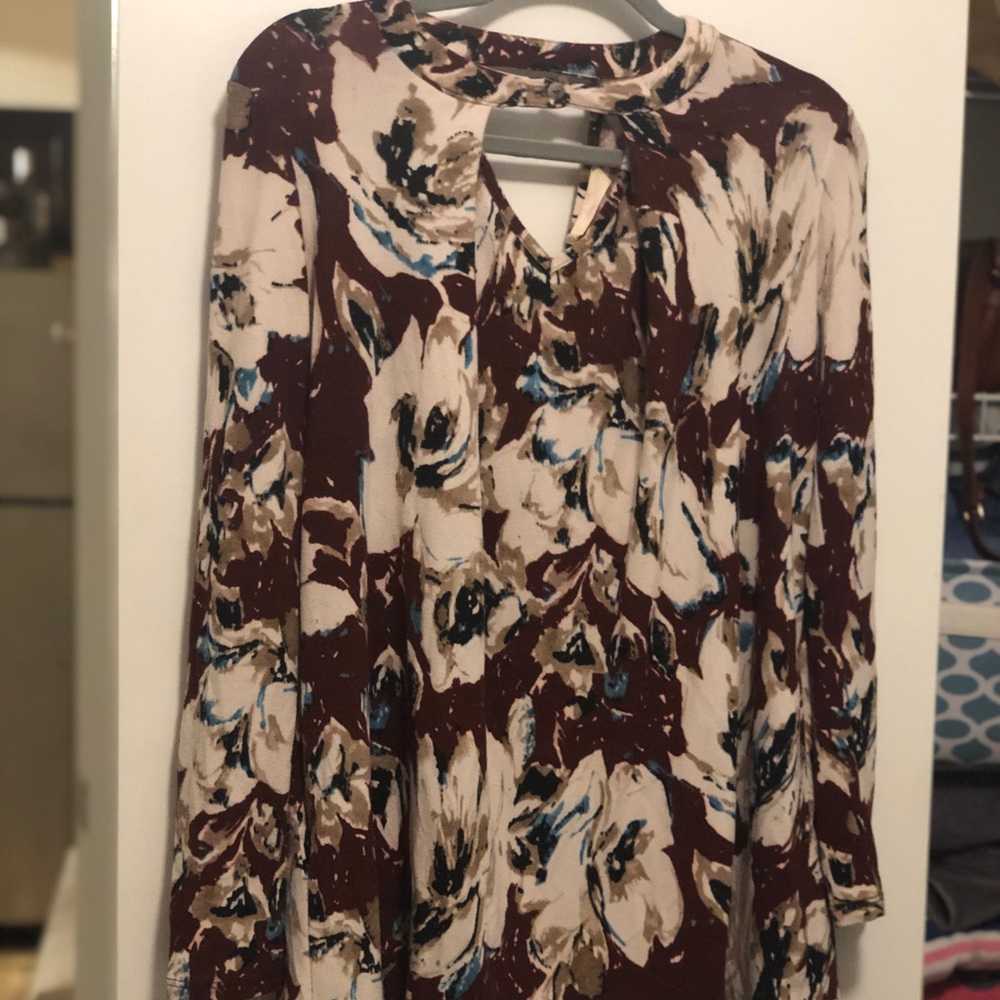 Floral long sleeve dress size Small